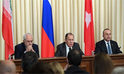 Rusia, Turquía e Irán ratifican esfuerzos por la paz en Siria Rusia, Turquía e Irán ratifican esfuerzos por la paz en Siria